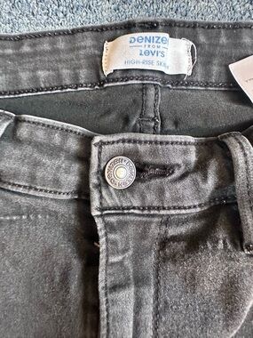 Denizen from Levi's High-Rise Skinny Jeans - Black